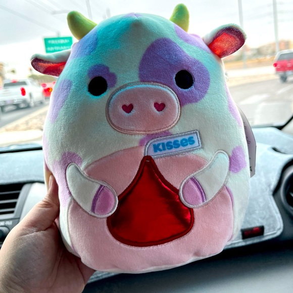 Evangelica The pink Cow Valentine Squishmallows NWT 2024 Release - Picture 1 of 4